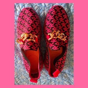 Stylish Pink and Black Women's Shoes with Gold Accent